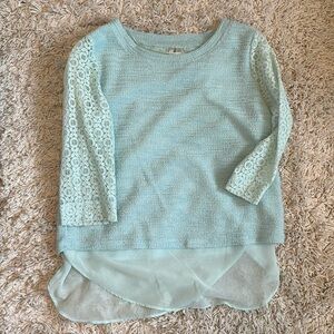 LC Lauren Conrad Top with Beautiful Detail